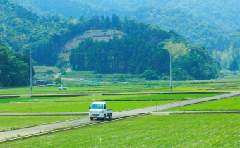 遠方に住んでいて、手続きや連絡が不便